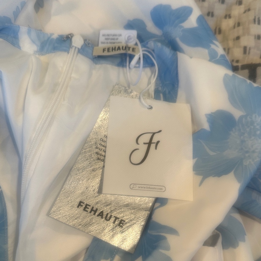 Chic Blue Floral Maxi Dress - Picture 8 of 8